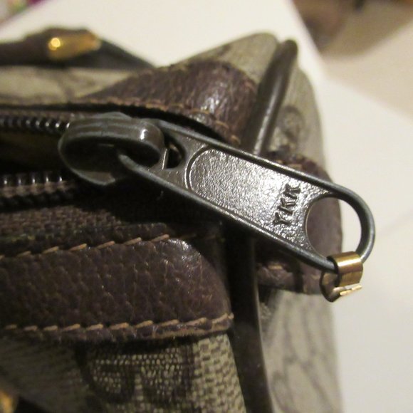 Gucci Beige and Brown Shoulder Bag with Red and Green Stripe - Picture 7 of 11